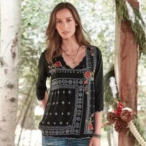 JOHNNY WAS | Bohemian Floral Embroidered Bennett Blouse in Black | Size Medium